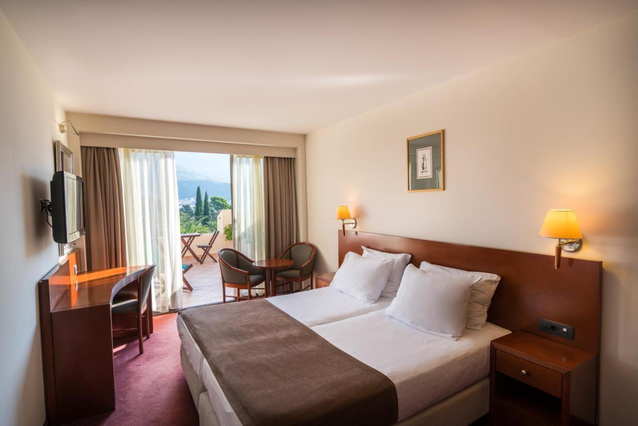 Iberostar Waves Bellevue All Inclusive Bečići Ngoại thất bức ảnh