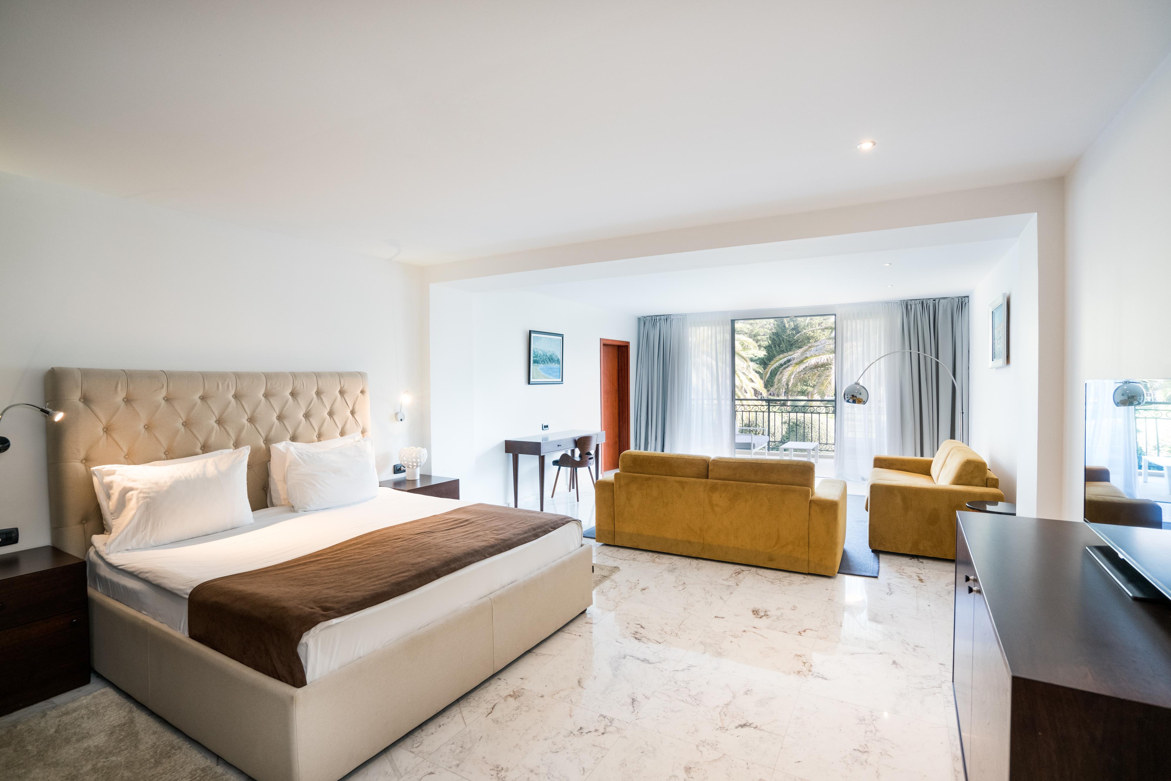 Iberostar Waves Bellevue All Inclusive Bečići Ngoại thất bức ảnh