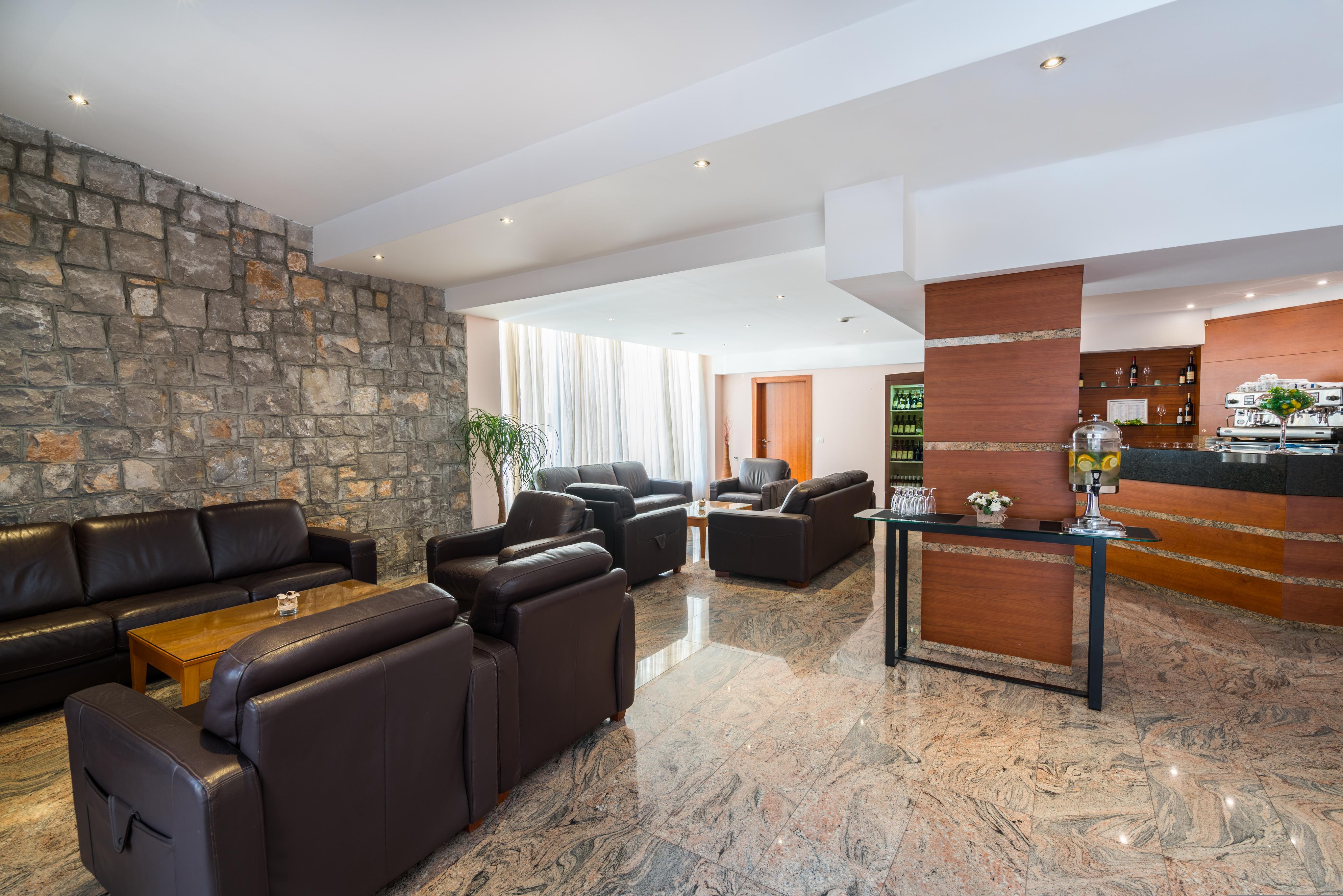Iberostar Waves Bellevue All Inclusive Bečići Ngoại thất bức ảnh