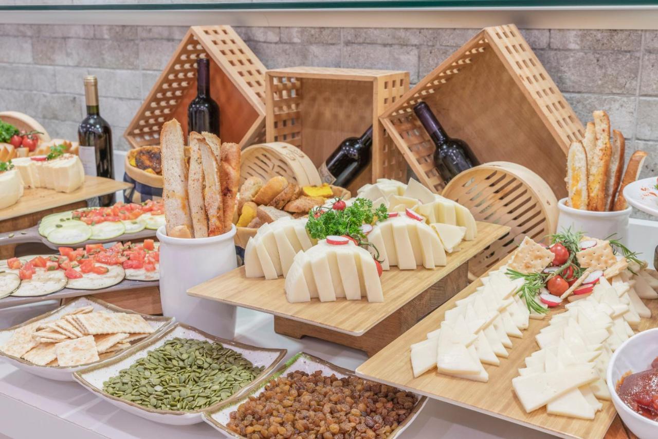 Iberostar Waves Bellevue All Inclusive Bečići Ngoại thất bức ảnh